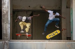 Mehr über den Artikel erfahren Blood Nation Skate Crew Lomé – Skaten ist Freiheit und Vision in dem kleinen Westafrikanischen Land