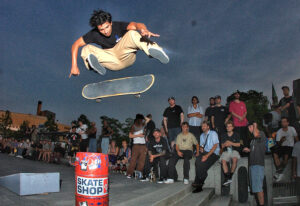 Mehr über den Artikel erfahren Go Skateboarding Day 2023