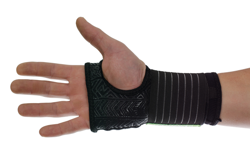 Shadow Riding Gear Revive Wrist Support Right black