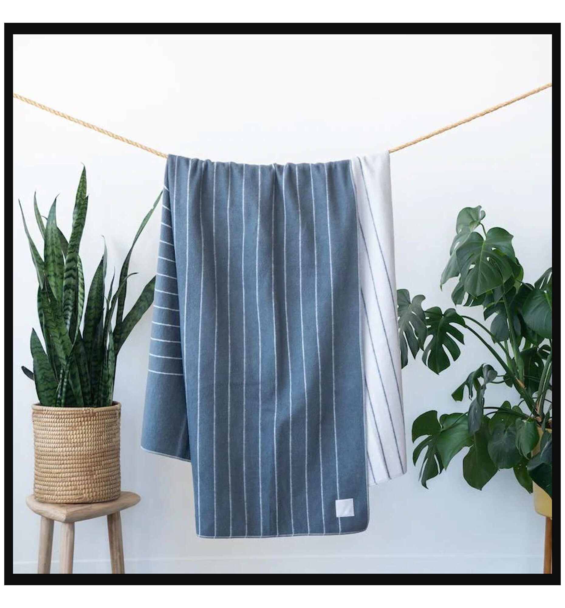 RUMPL Blanket JACQUARD MERINO SOFTWOOL / THROW, pacific - arches RUMPL Blanket JACQUARD MERINO SOFTWOOL / THROW, pacific - arches