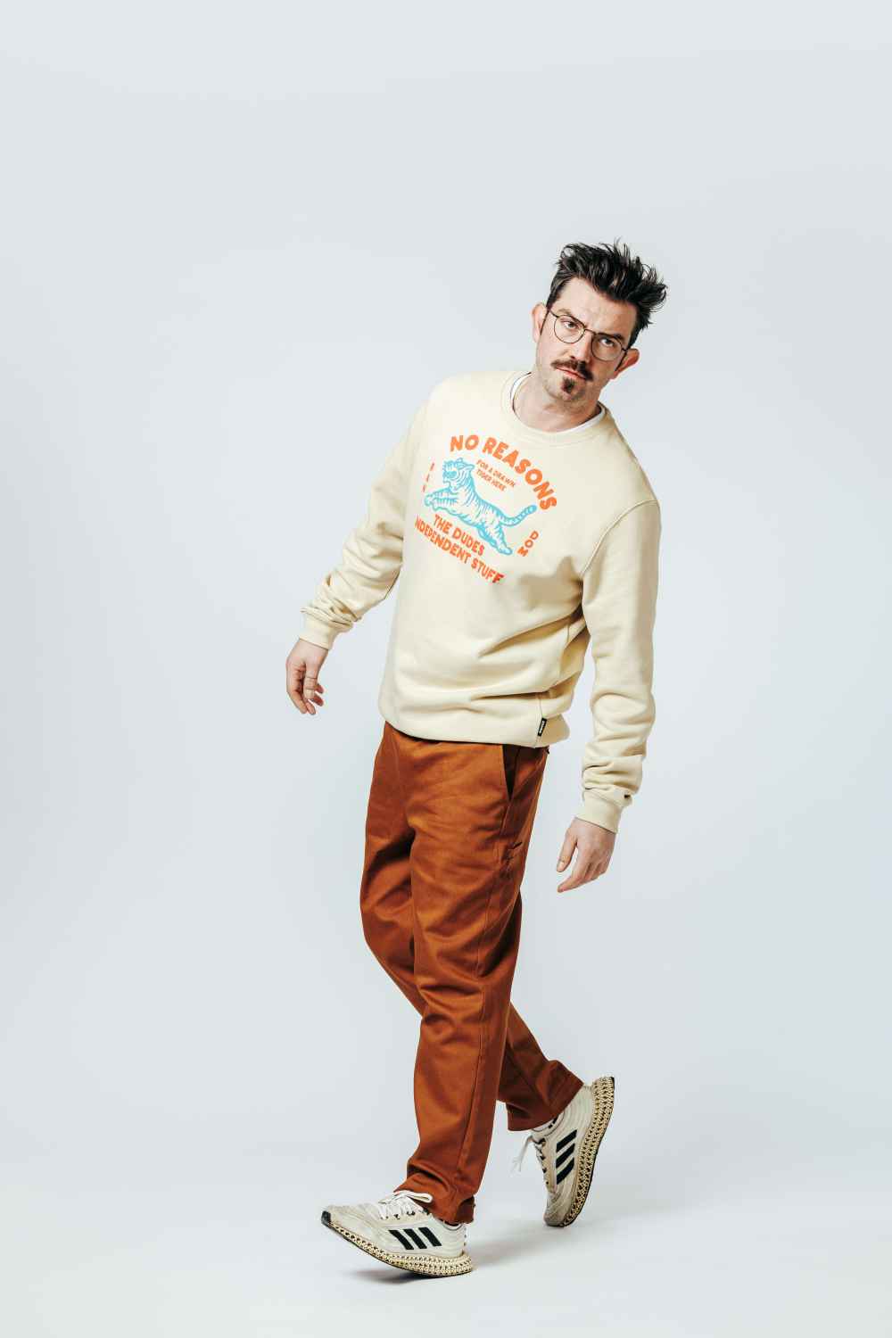 600856-5 The Dudes No reasons Classic Sweatshirt - Almond milk XXXL