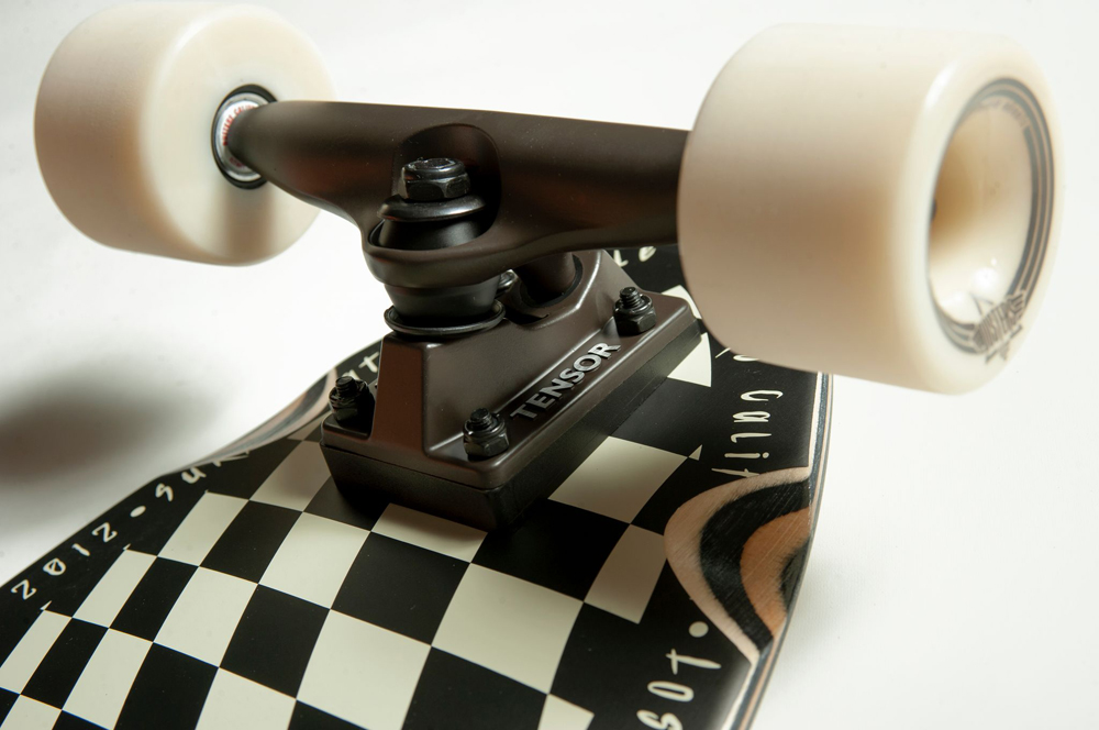 Longboard Dusters Moto Checker 8,75 Longboard Dusters Moto Checker 8,75