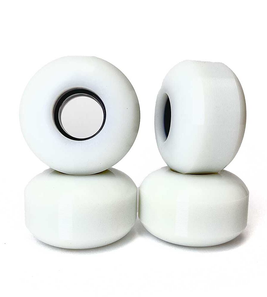 Blank skateboard wheels White Core 100A 52mm