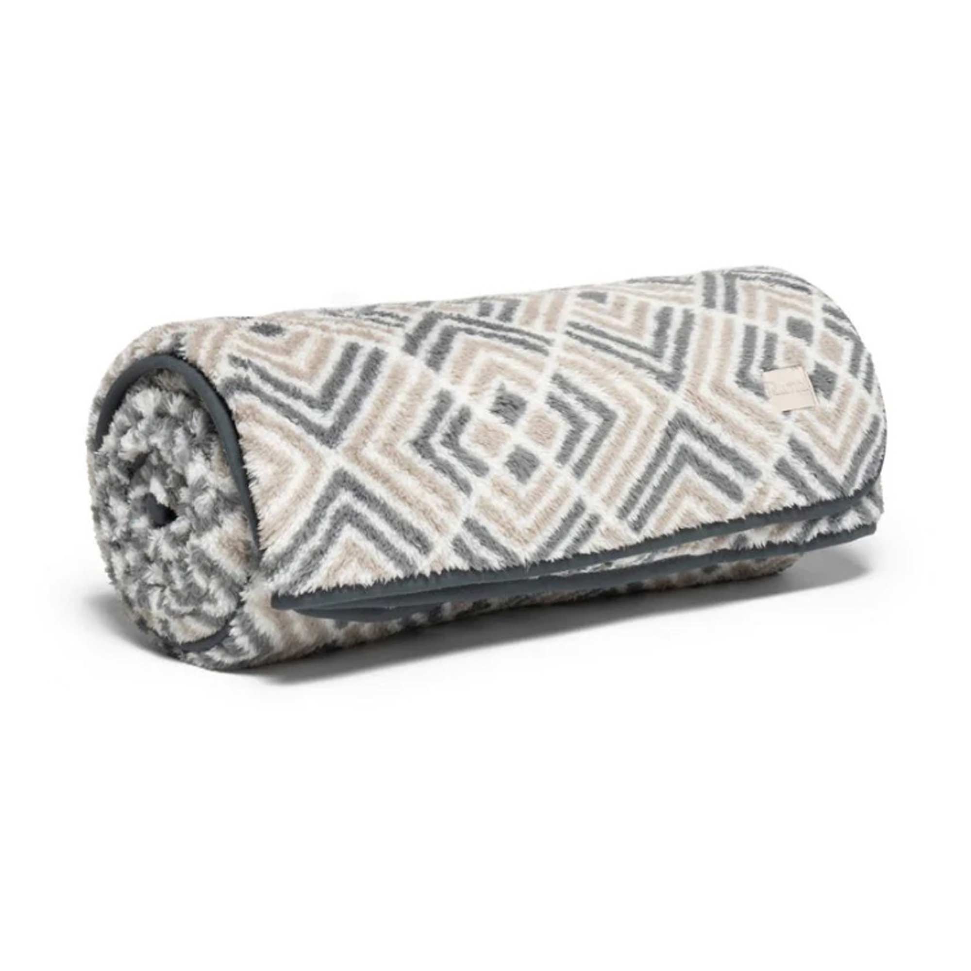 RUMPL Blanket SHERPA PUFFY PRINTED FLEECE / THROW, kaleidoscope