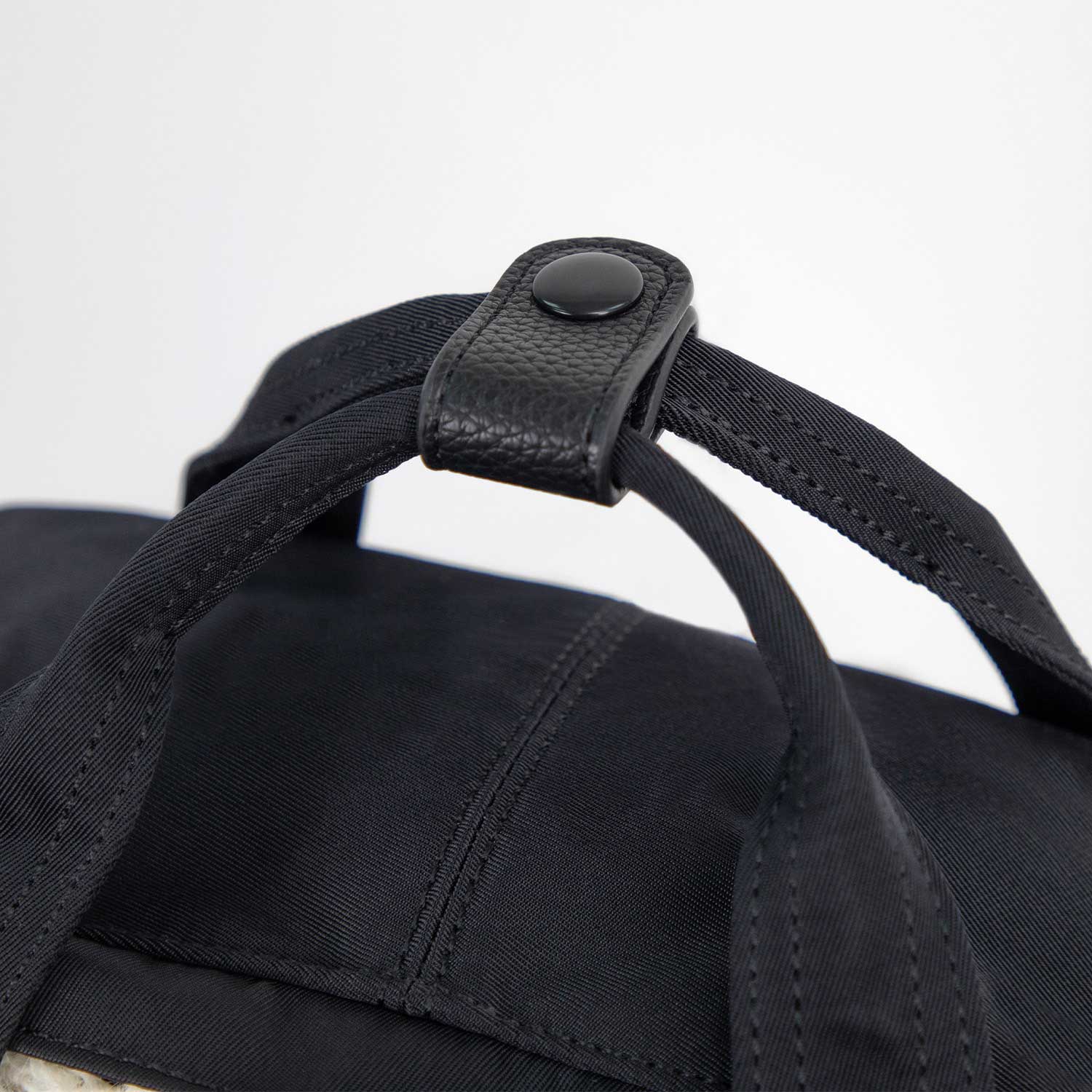 Doughnut Macaroon Fairies & Friends Series Rucksack - white x black Doughnut Macaroon Fairies & Friends Series Rucksack - white x black