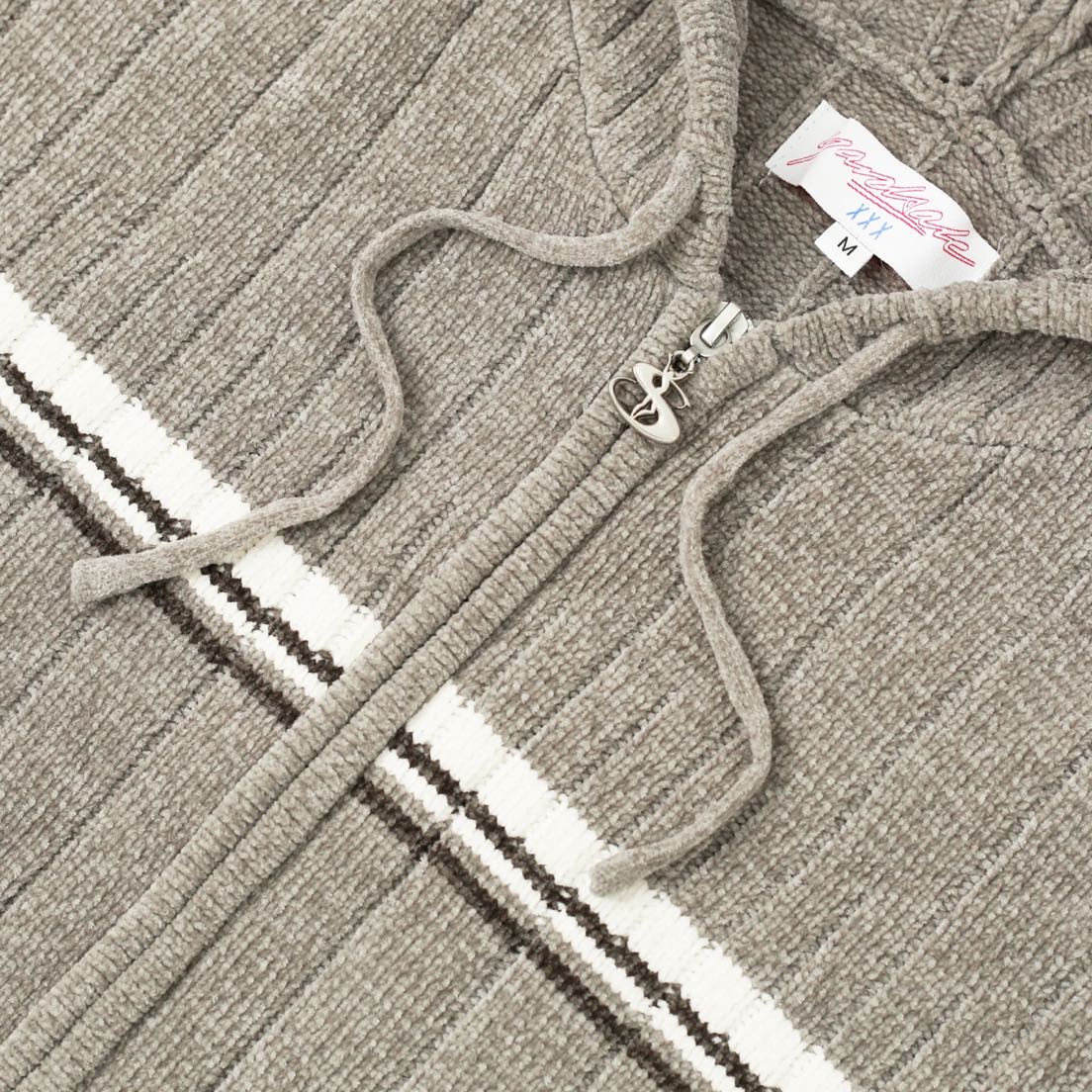 Yardsale Phantasy Chenille Hood - beige