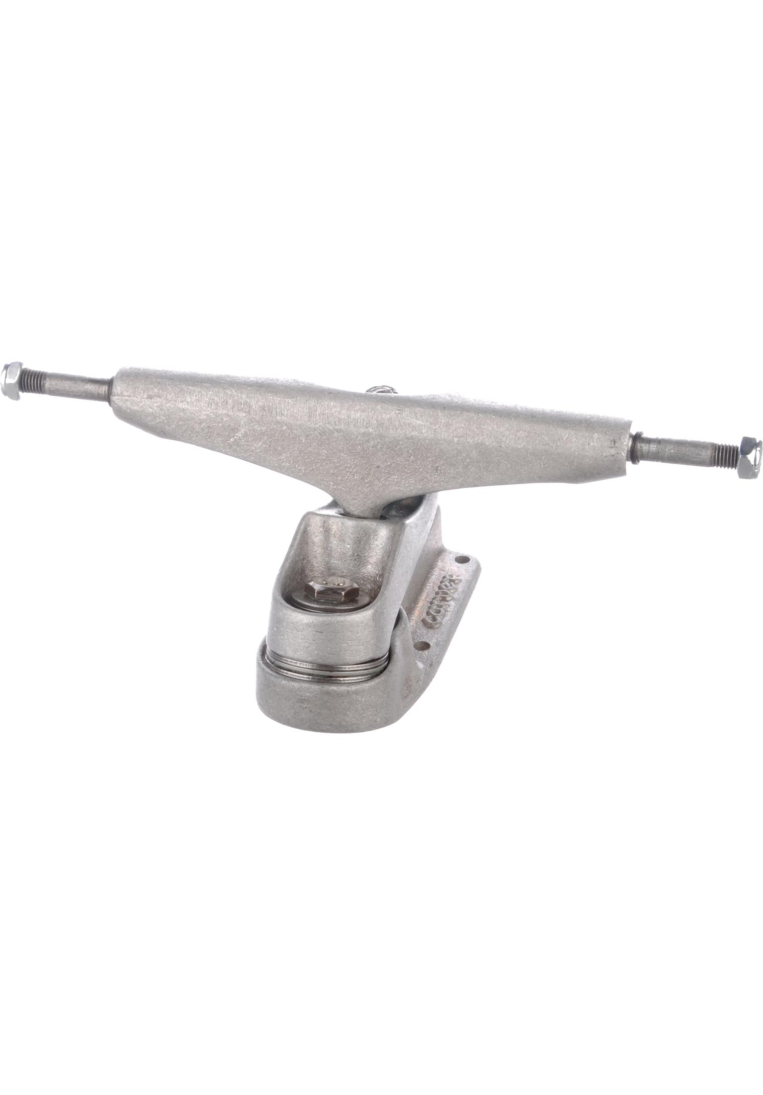 Carver SkateboardsYago Skinny Goat Surfskate C7 30.75 Carver SkateboardsYago Skinny Goat Surfskate C7 30.75