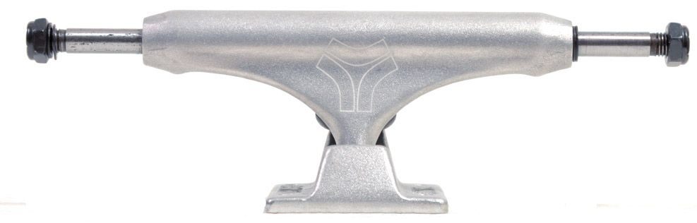 Destructo Truck 5.25 Mid D.2 Lite Raw Destructo Truck 5.50 Mid D.2 Lite Raw