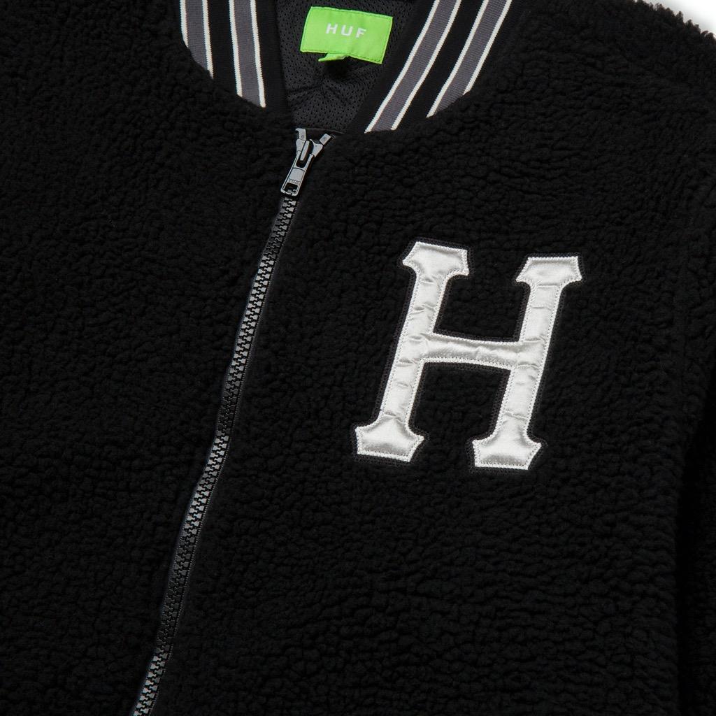 jk00379-black-4 HUF Sherpa Varsity Jacke - black